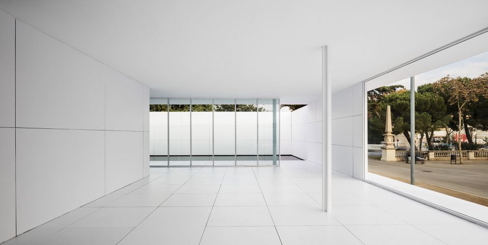 mies missing materiality by anna eugeni bach