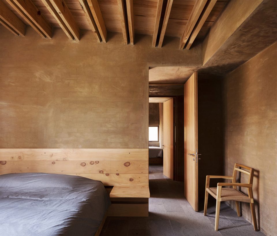 Entrepinos by Taller Hector Barroso