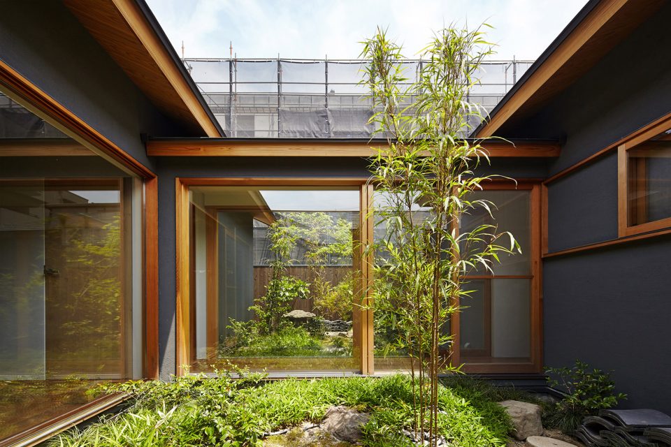 House along Saigoku highway by koyori DATT