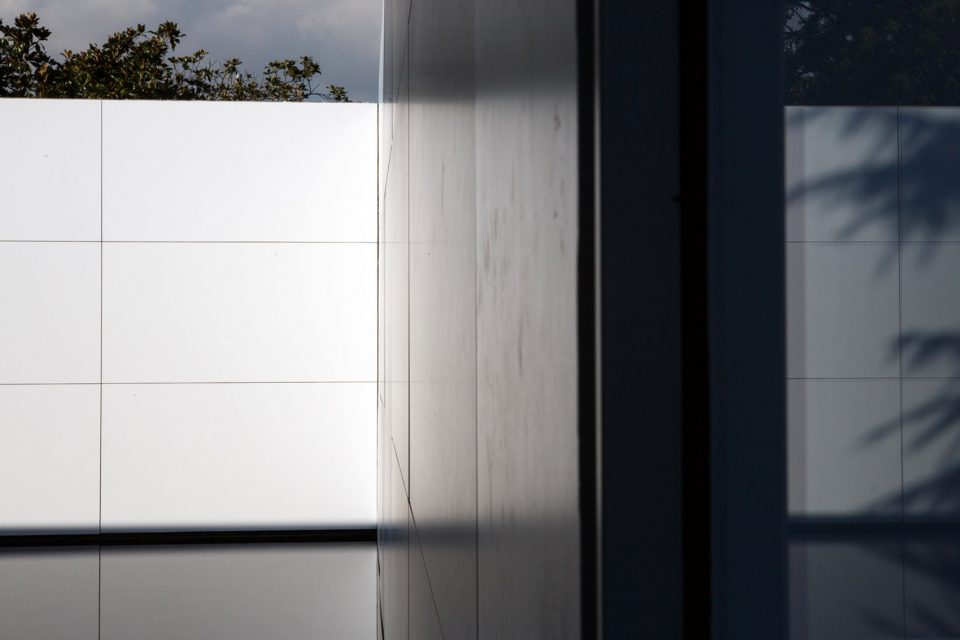 mies missing materiality by anna eugeni bach