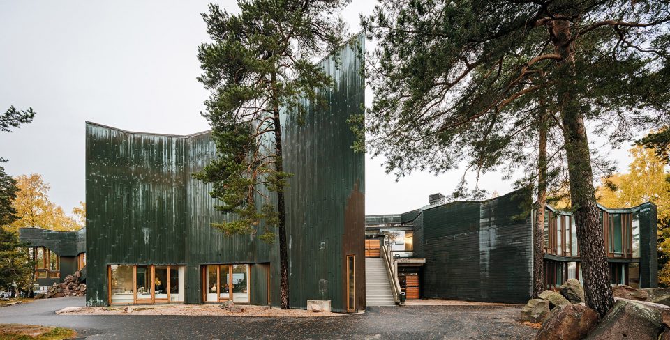 Aalto University Main Building Dipoli by ALA Architects 960x488 1