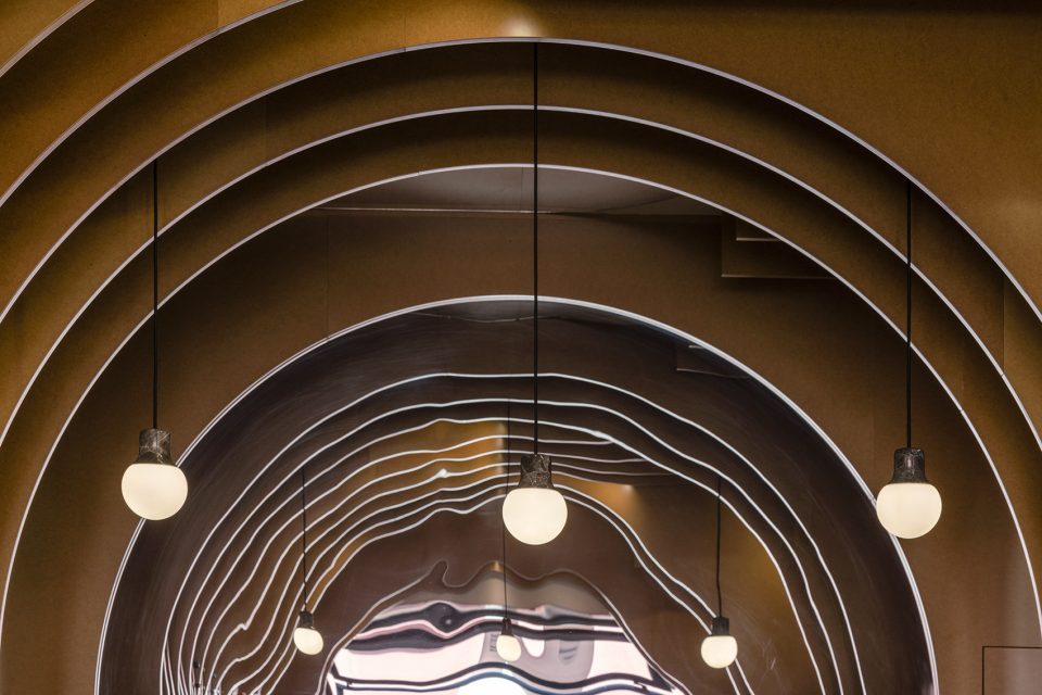 VinosViandas Wine shop by ZOOCO ESTUDIO