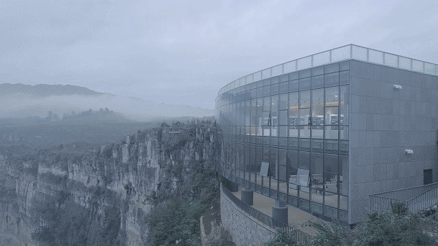 Limestone Gallery by 3andwich Design