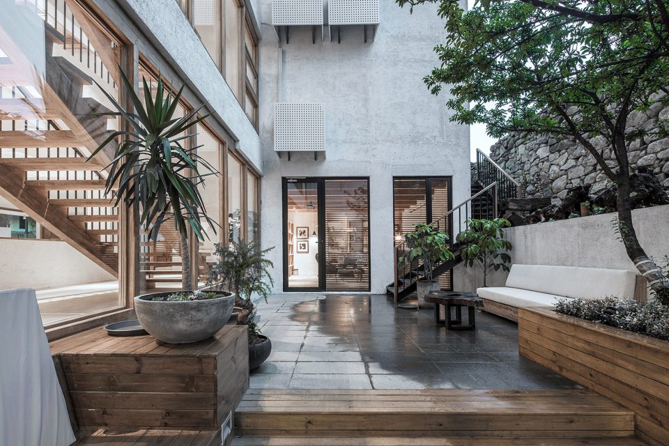 Pure House Boutique Hotel China by Yueji Architectural Design Office