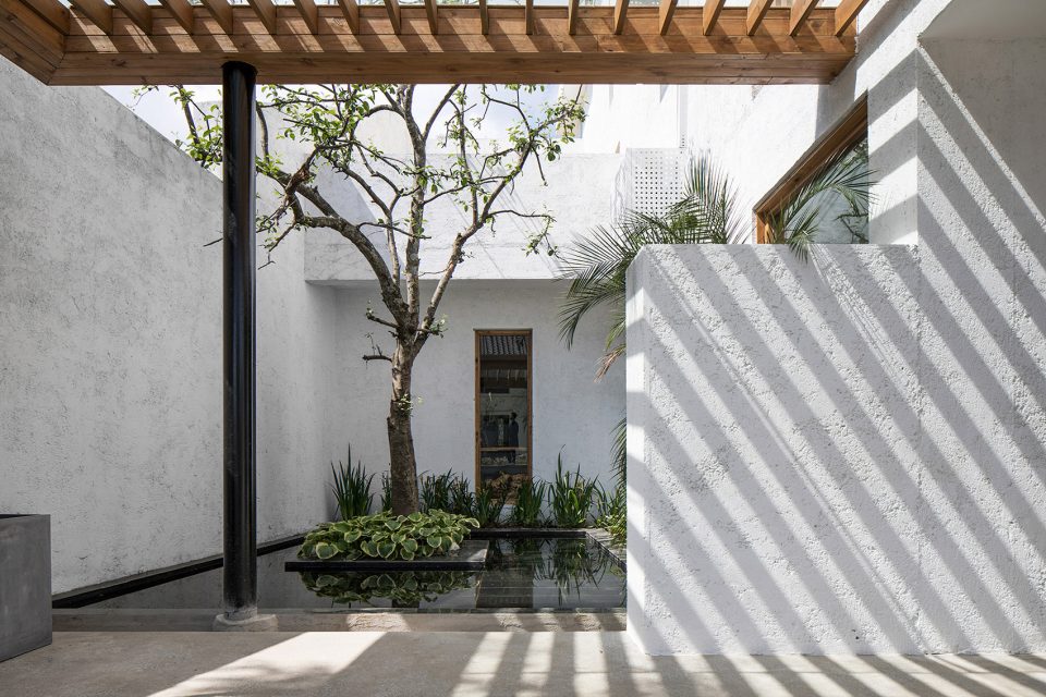 Pure House Boutique Hotel China by Yueji Architectural Design Office