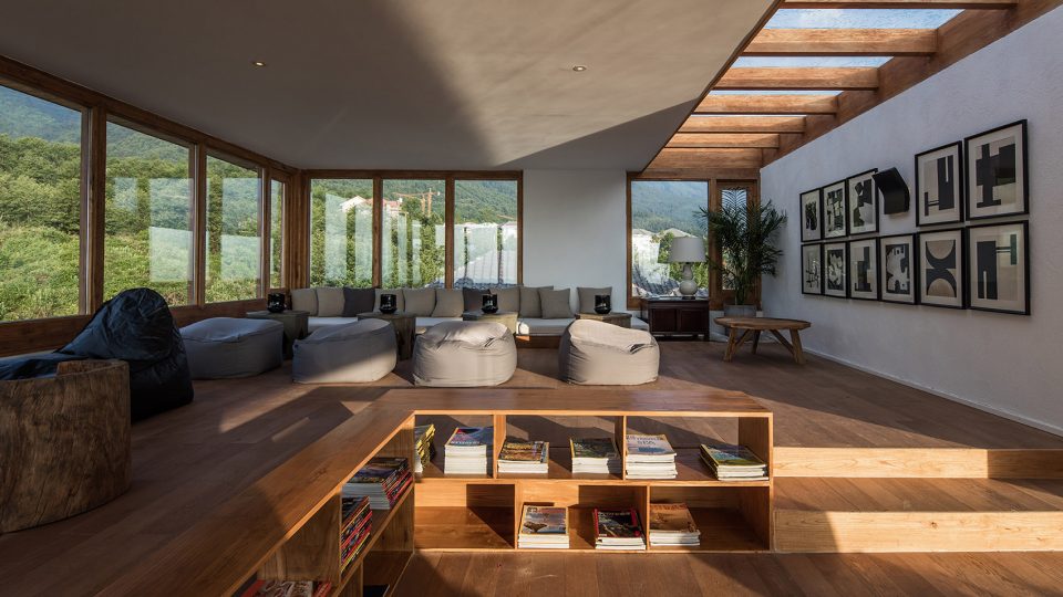 Pure House Boutique Hotel China by Yueji Architectural Design Office