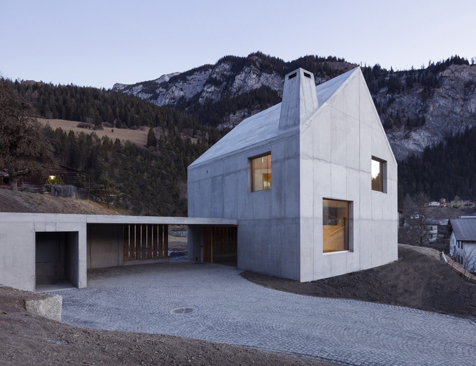 Aussen schneller caminada architekten