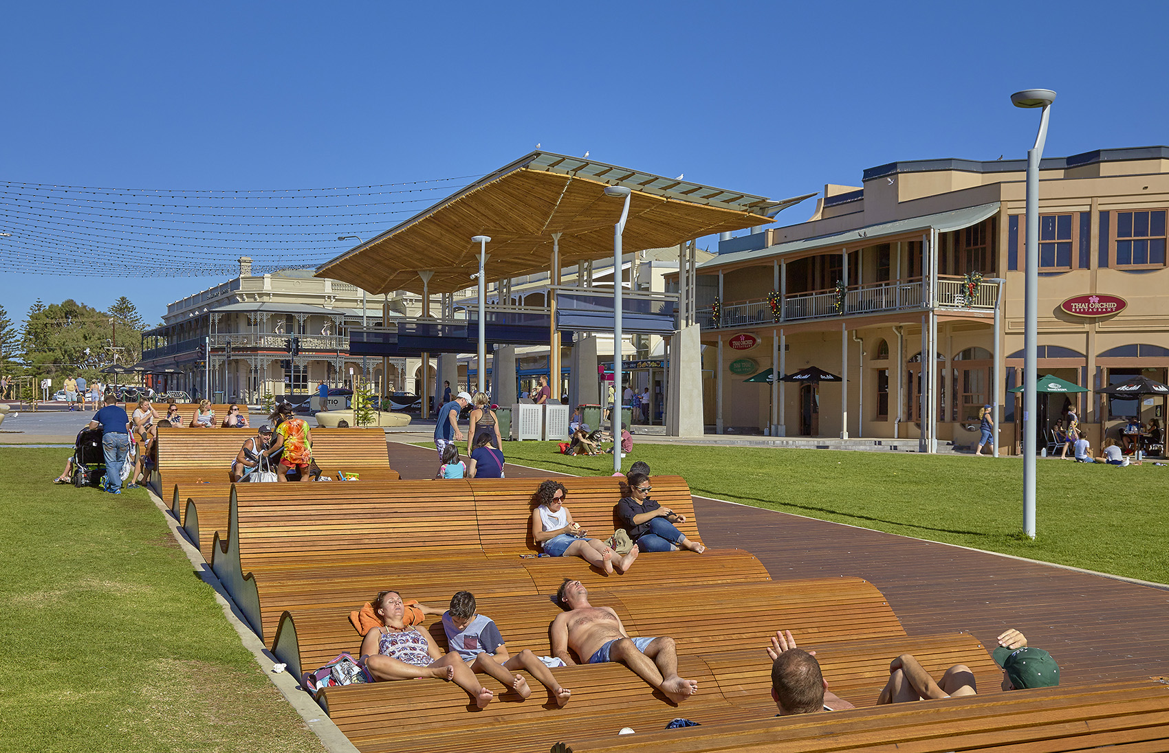 Henley Square, Adelaide by T.C.L & Troppo Architects 谷德设计网 Henley Square, Adelaide by T.C.L & Troppo Architects 谷德设计网