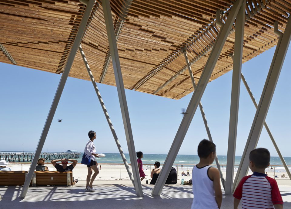 Henley Square TCL