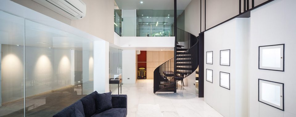 entrance jewelry office2 siri house idin archtects