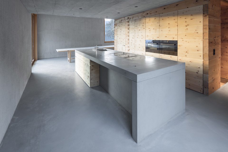 Aussen schneller caminada architekten