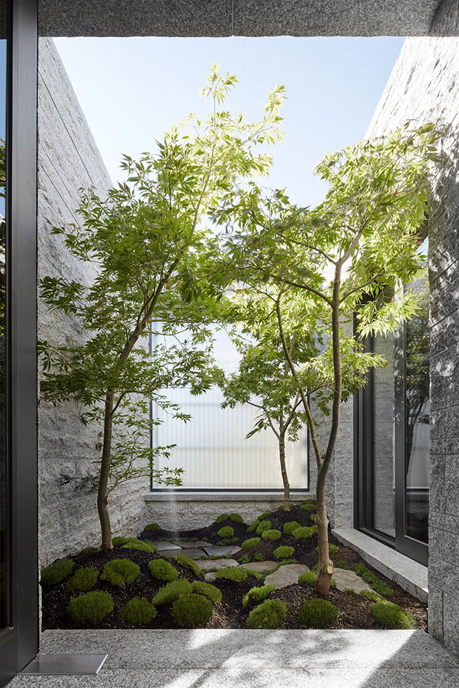 Armadale Residence by B.E Architecture