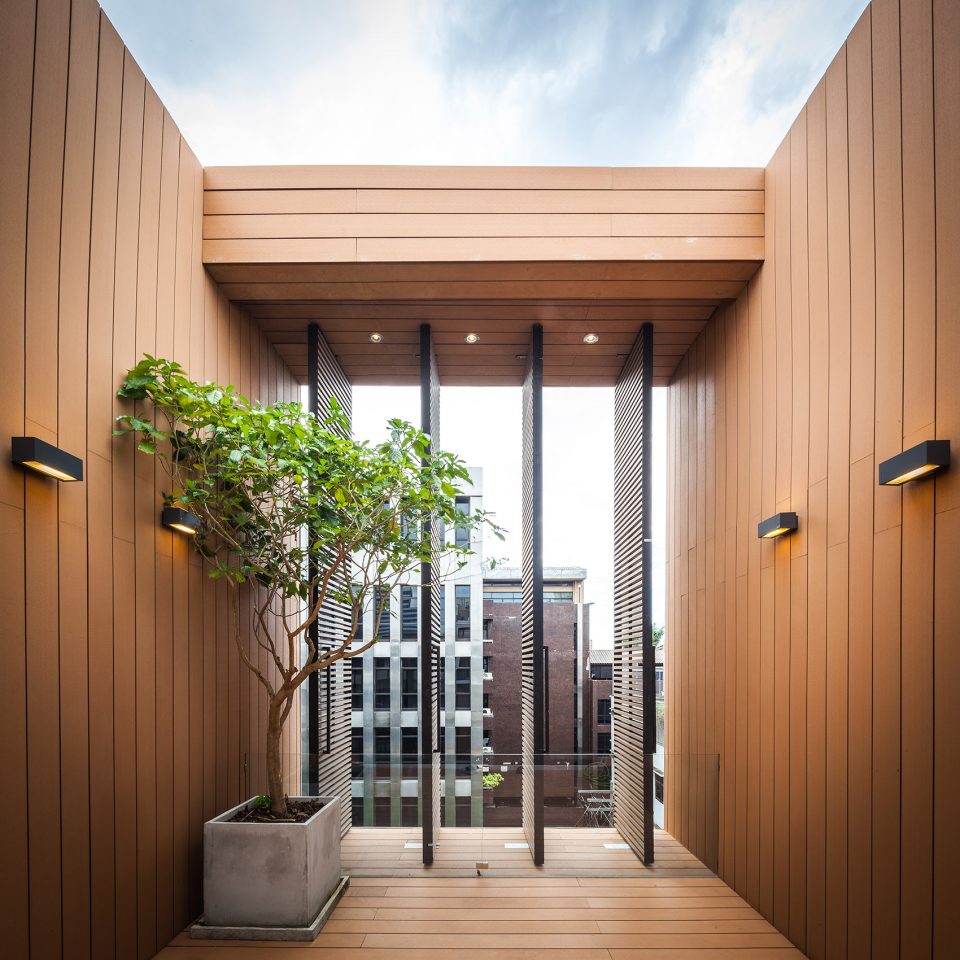 roof terrace siri house idin archtects