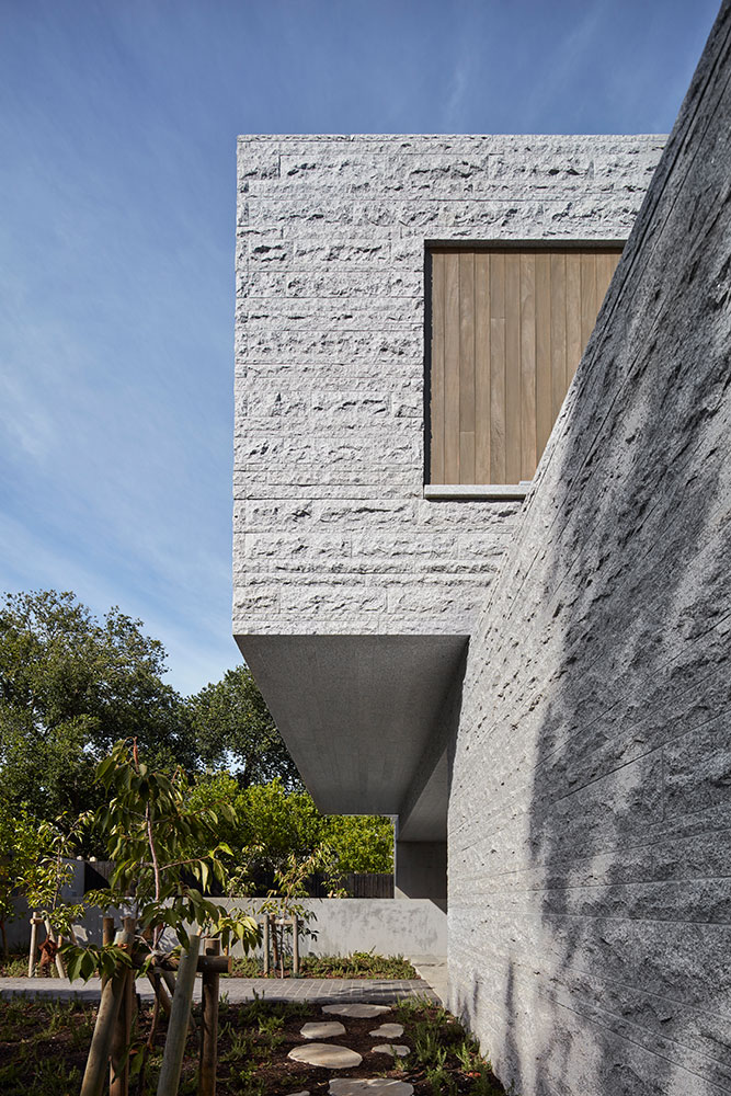 Armadale Residence by B.E Architecture