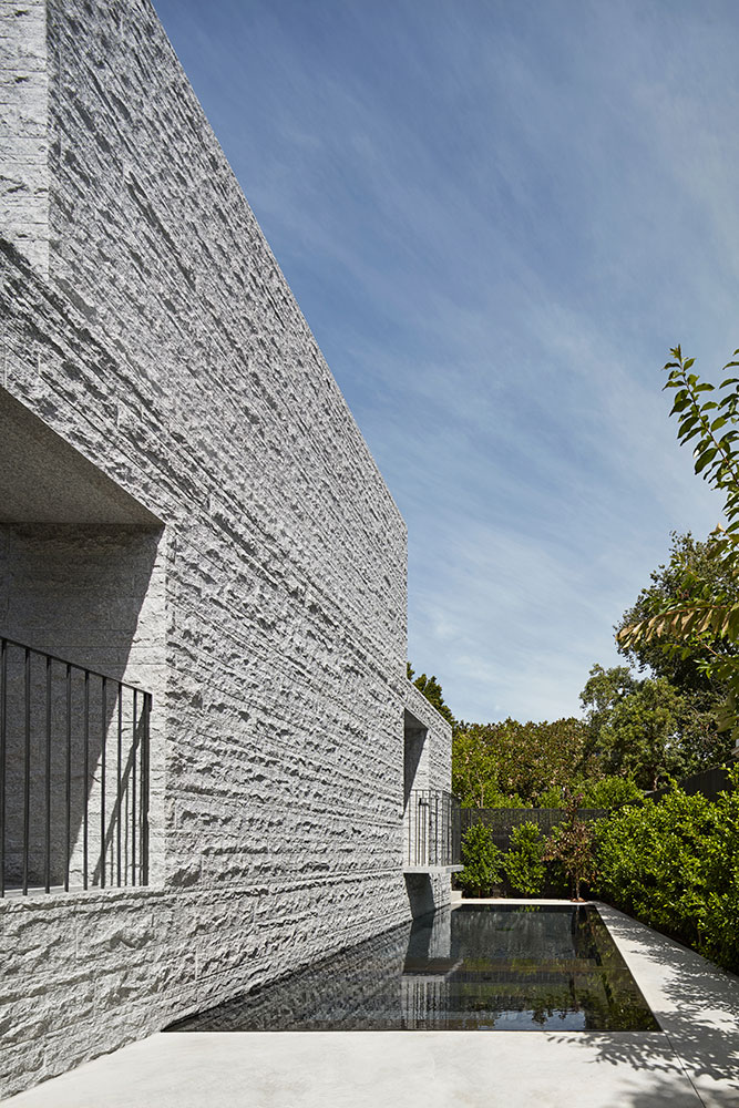 Armadale Residence by B.E Architecture