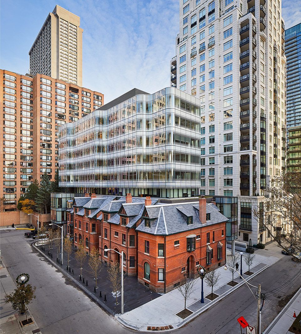 7 St. Thomas by Hariri Pontarini Architects 960x1068