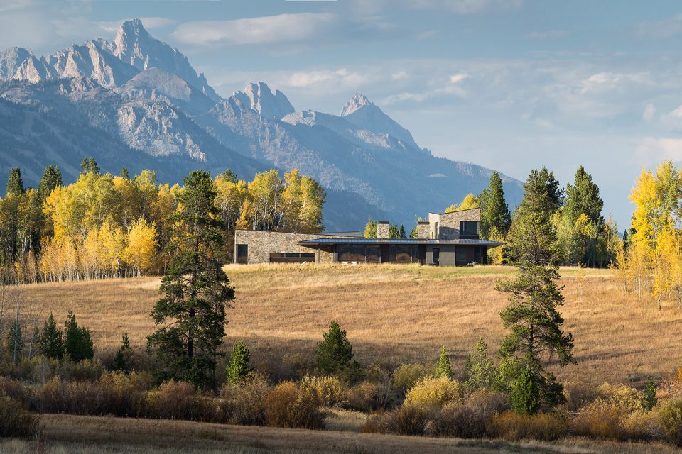 Crescent H Residence by Carney Logan Burke Architects