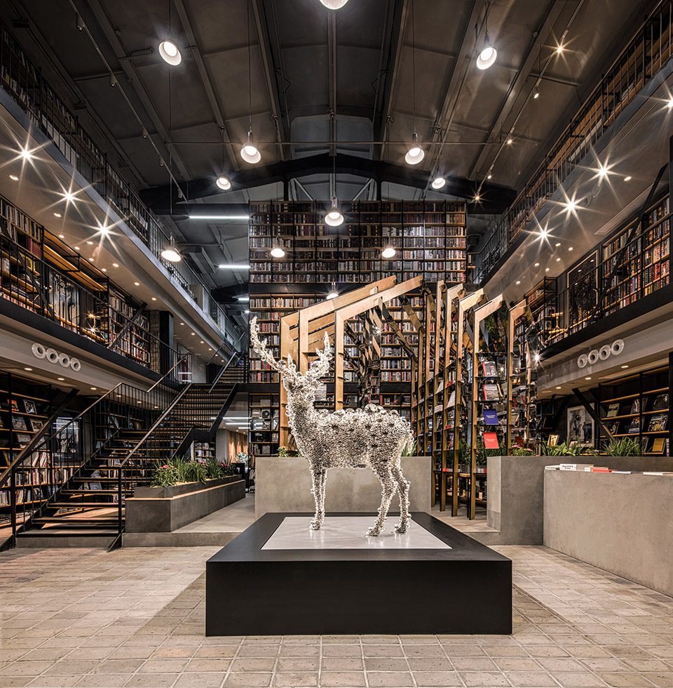 Hauser Wirth Pop up Bookshop by dongqi Architects