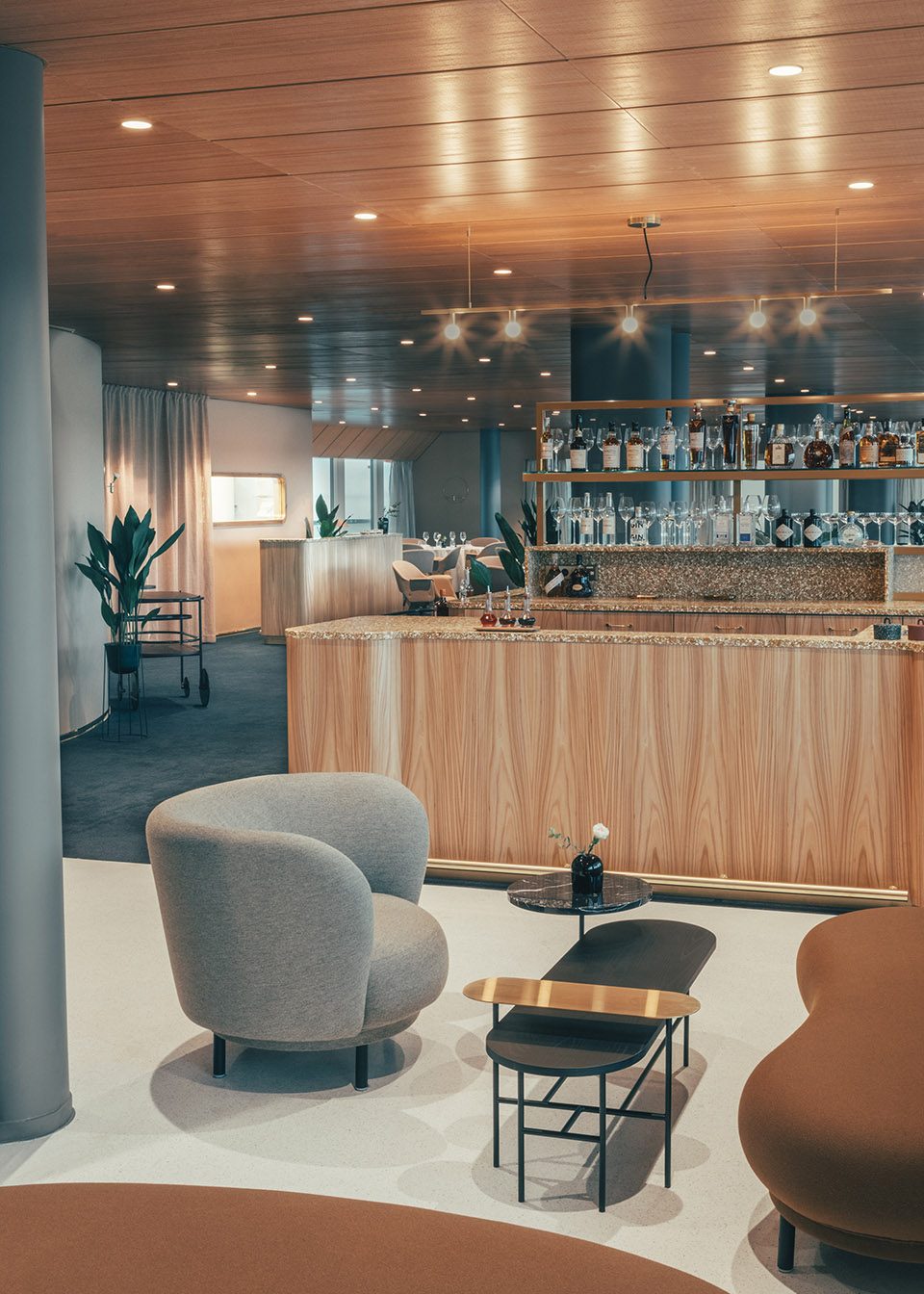 Palace Restaurant by Note Design Studio