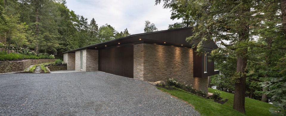 The Slender House by MU Architecture 1