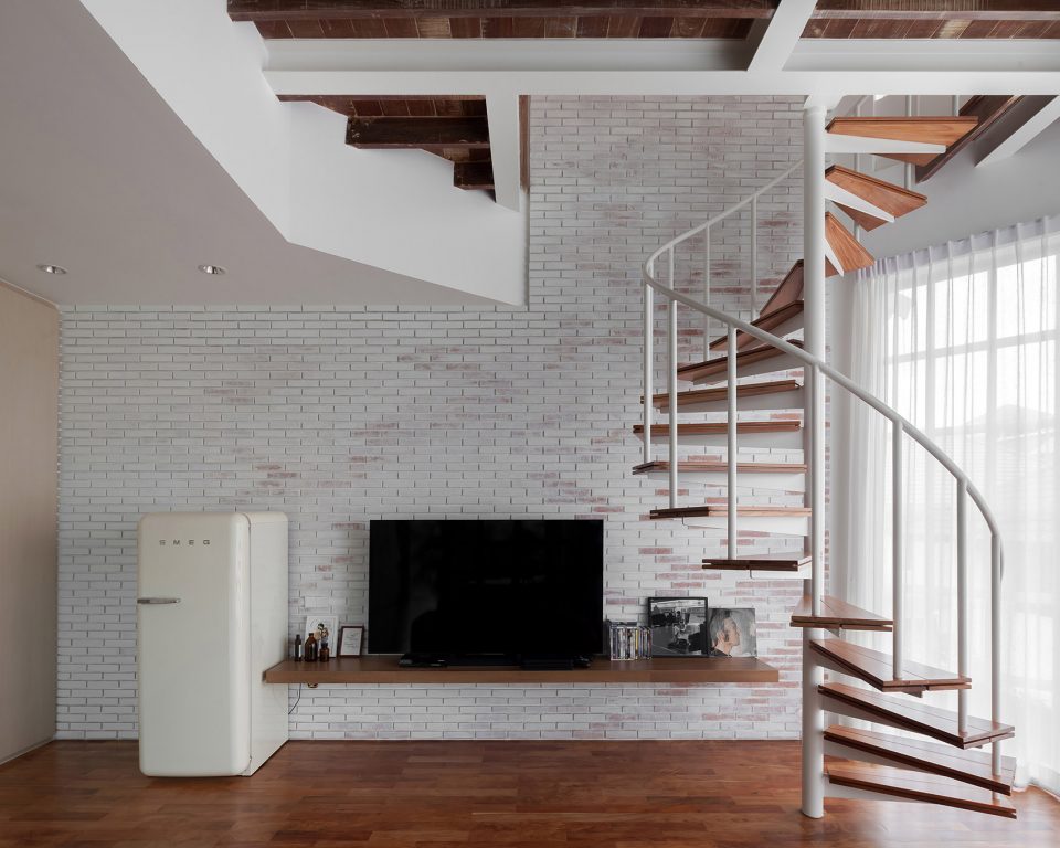 The renovation of Ngamwong wan 44 by FATTSTUDIO