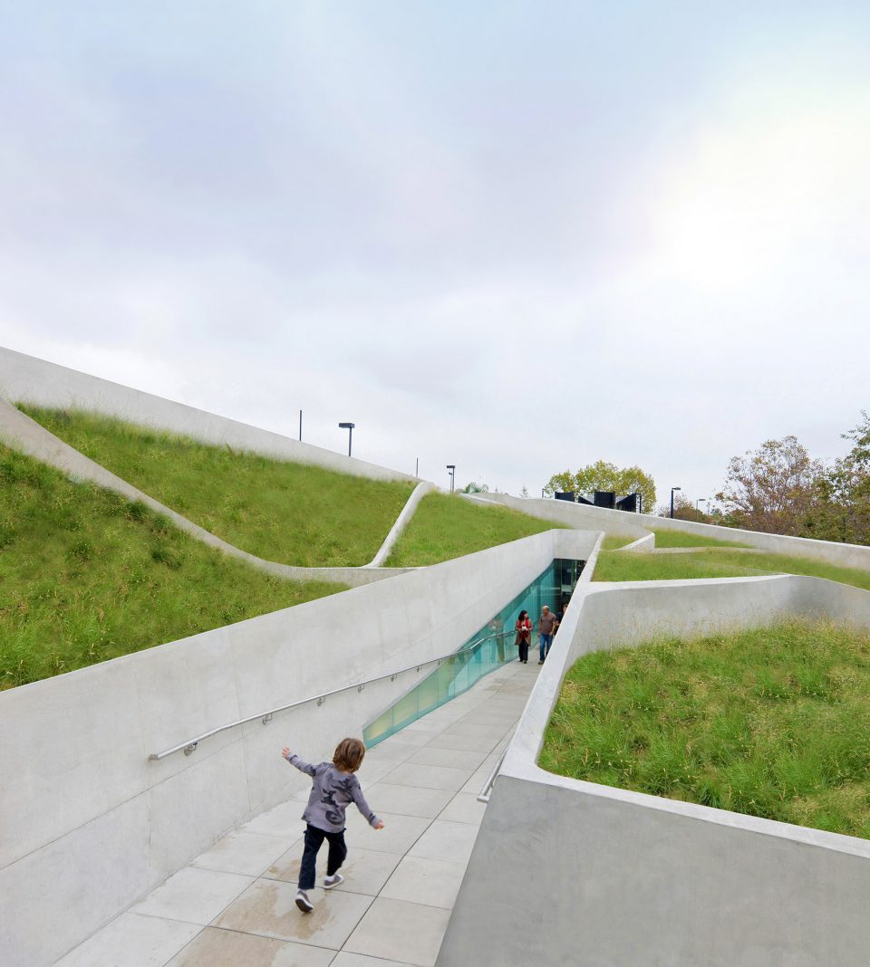 Los Angeles Museum of the Holocaust by Belzberg Architects