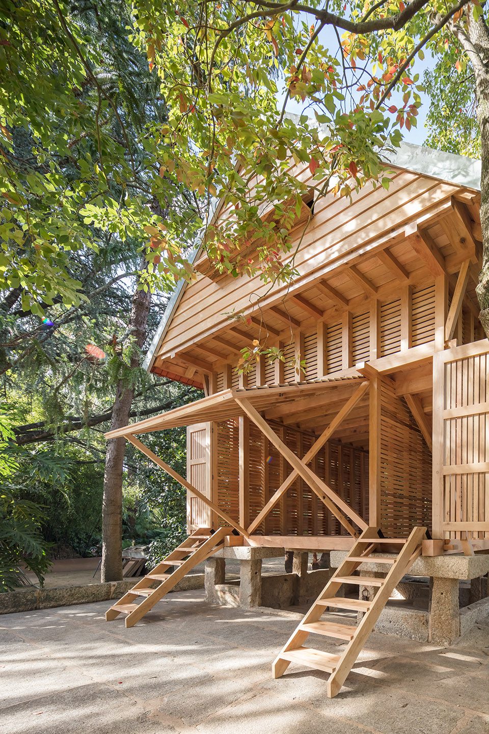 The Dovecote Granary by Tiago do Vale Architects