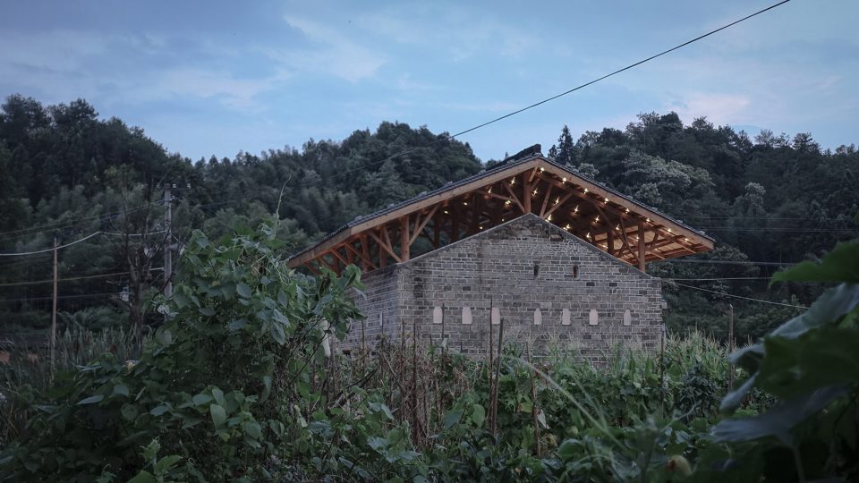 house qimen black tea house in taoyuan village shanli anhui province china by su architects