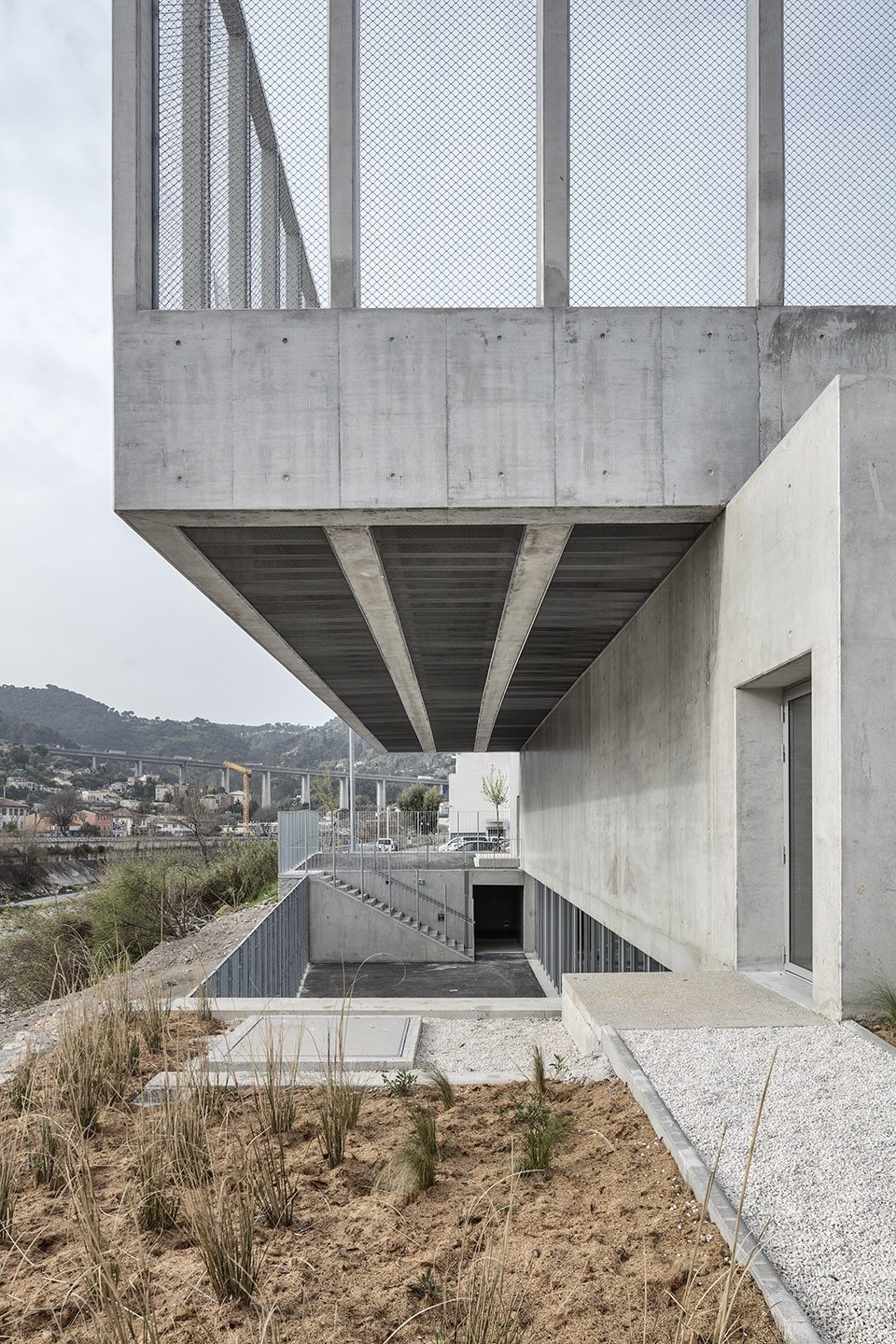 lAriane Futsa Gymnasium in Nice by CAB Architectes
