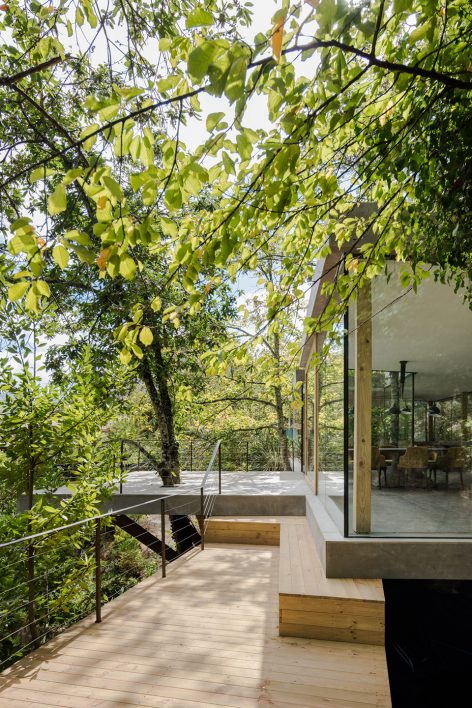 Cloaked House by 3r Ernesto Pereira