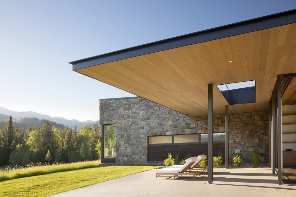 Crescent H Residence by Carney Logan Burke Architects