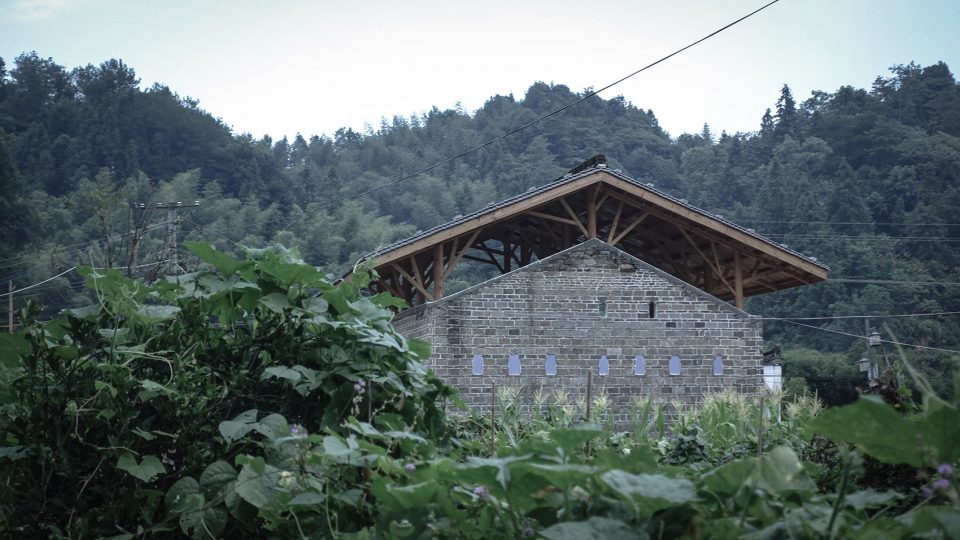 house qimen black tea house in taoyuan village shanli anhui province china by su architects