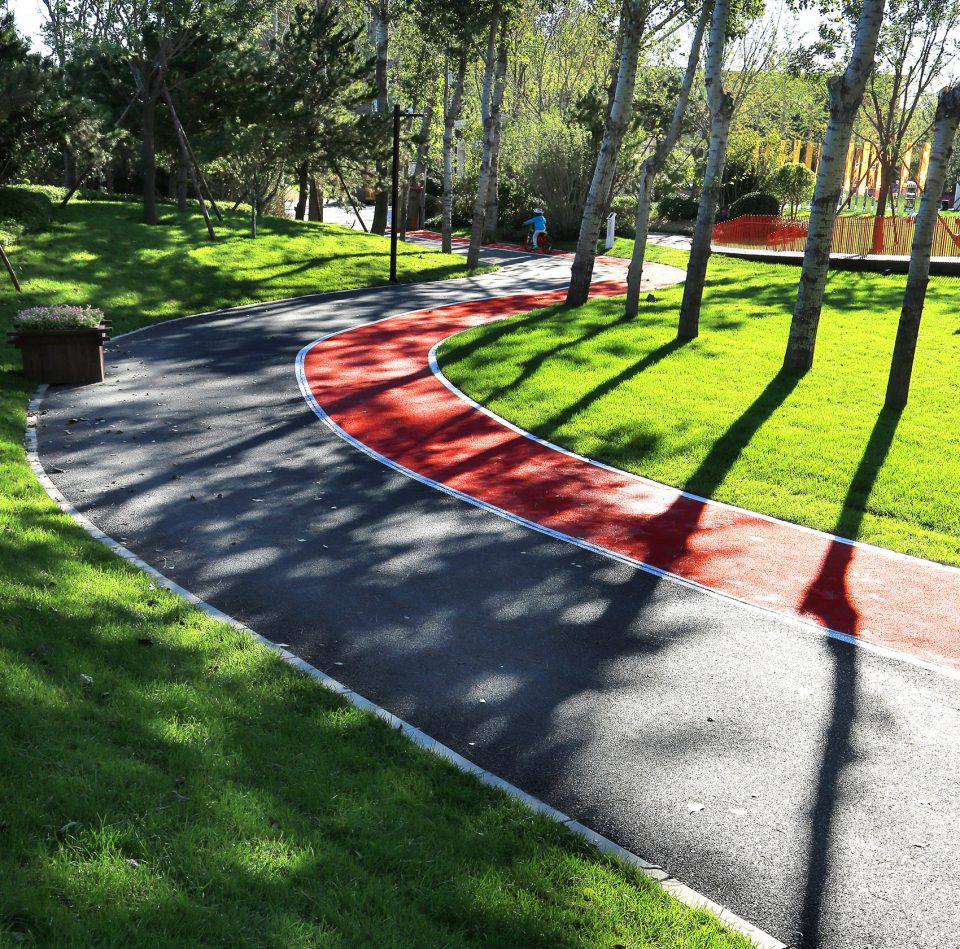 Beijing Daxing Longxi CIFI No.6 Courtyard Community Park China by DDON