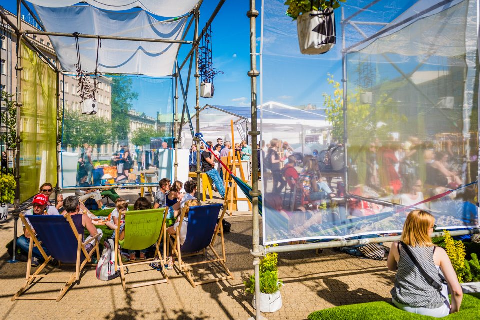 Temporary public space for Malta Festival Poznań 2017 by Atelier Starzak Strebicki
