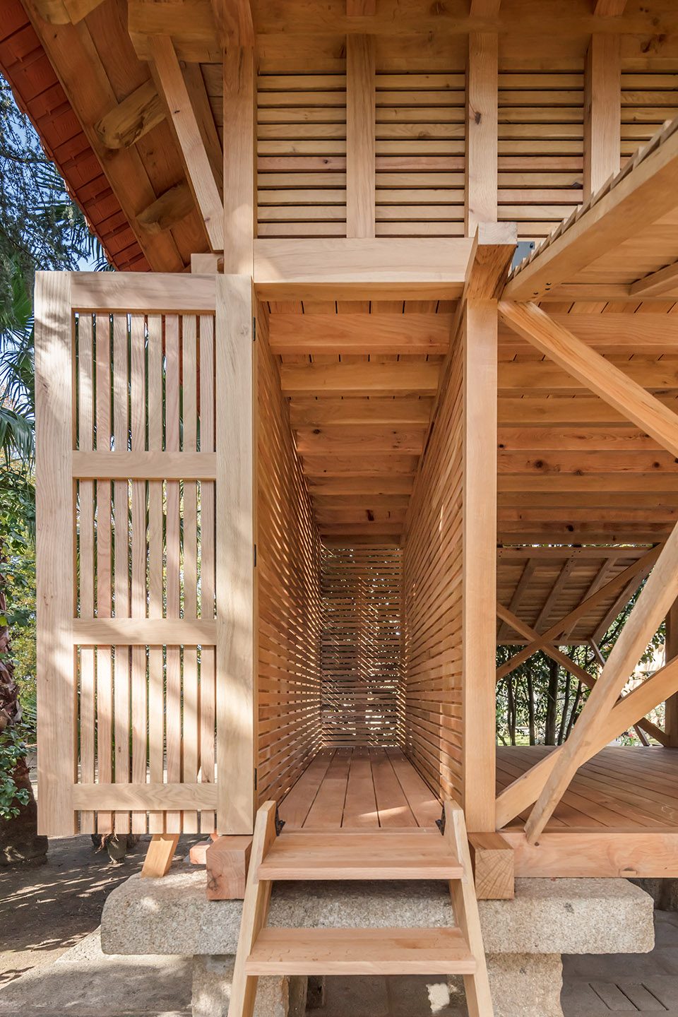 The Dovecote Granary by Tiago do Vale Architects