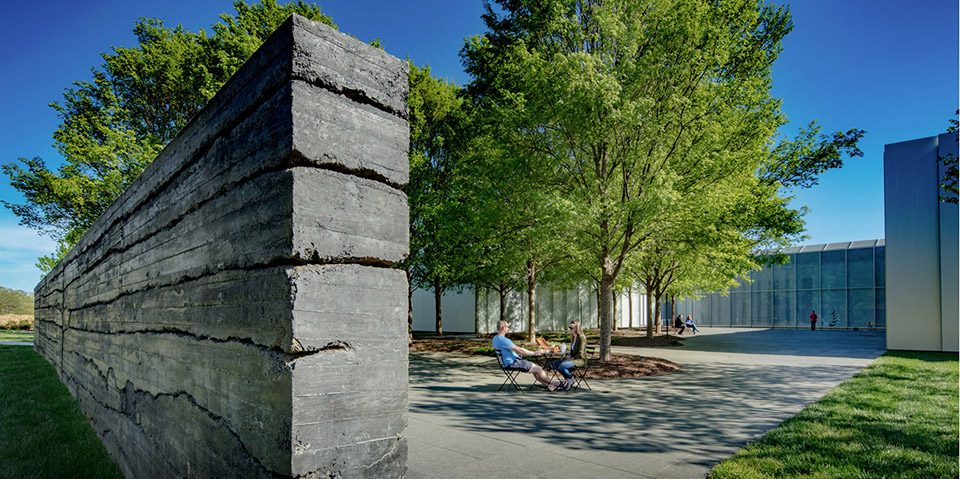 2017 ASLA GENERAL DESIGN AWARD OF HONOR Merging Culture and Ecology at The North Carolina Museum of Art by Surface 678 1 1