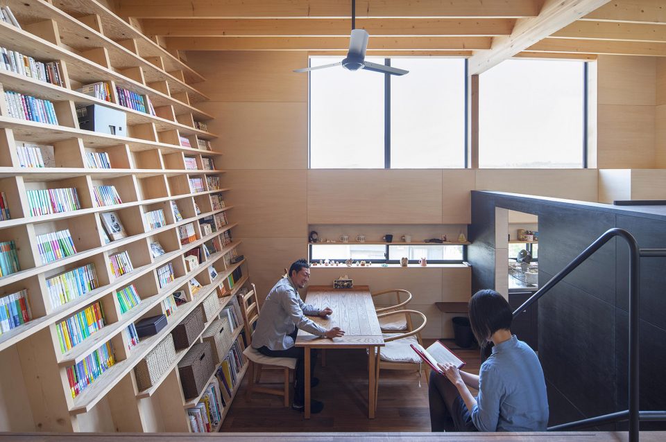 Book Shelf House by Shinsuke Fujii ARCHITECTS