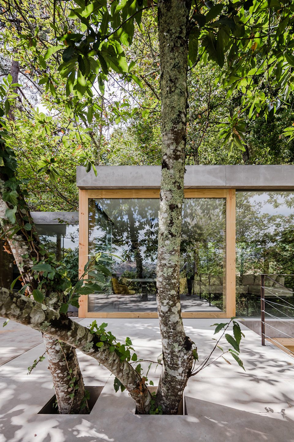 Cloaked House by 3r Ernesto Pereira