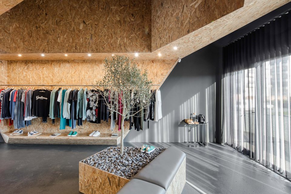 Gentleman Store by 3r Ernesto Pereira