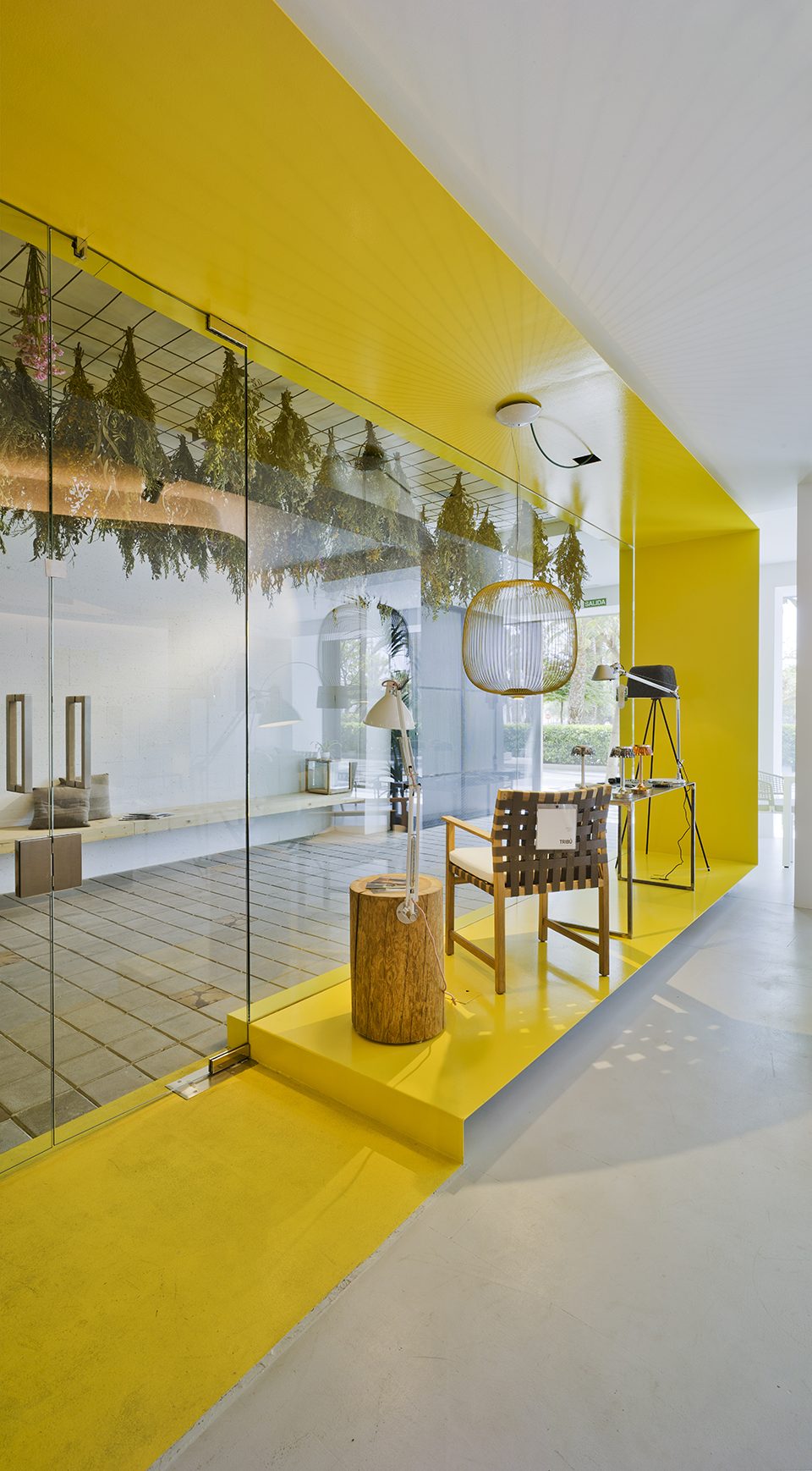 intramuros store by antonio macia