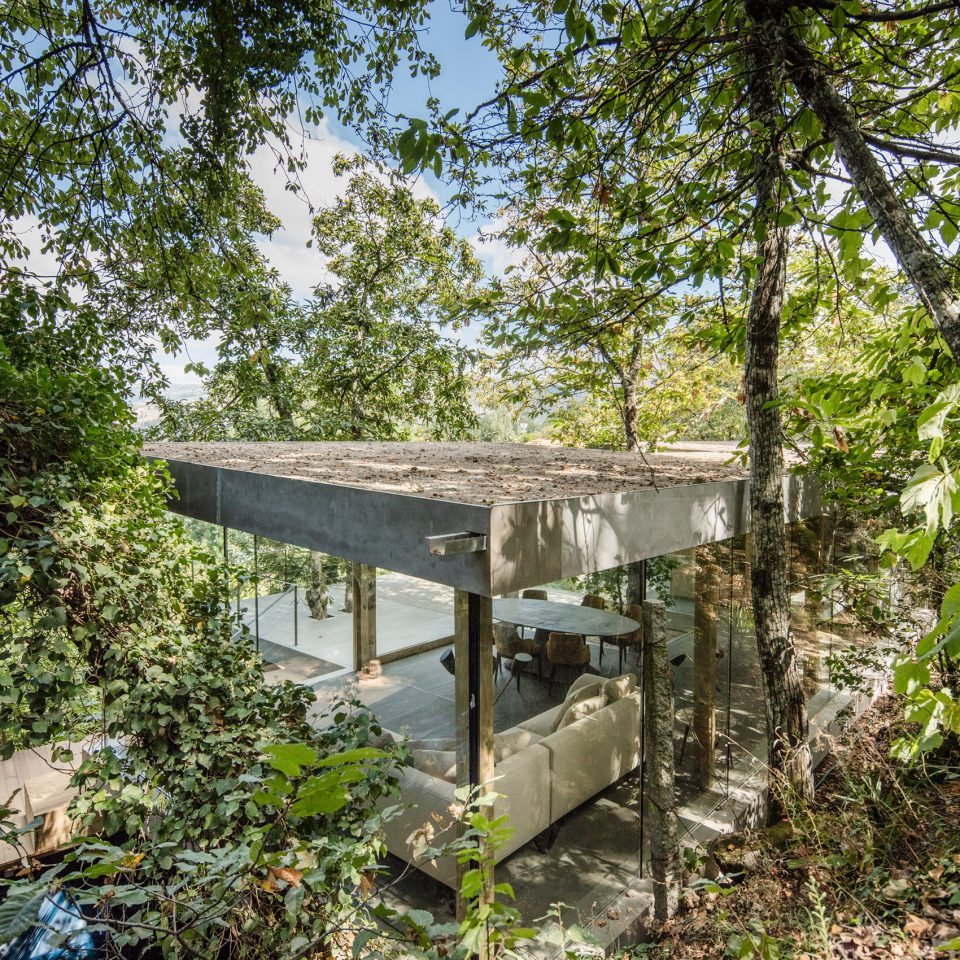Cloaked House by 3r Ernesto Pereira