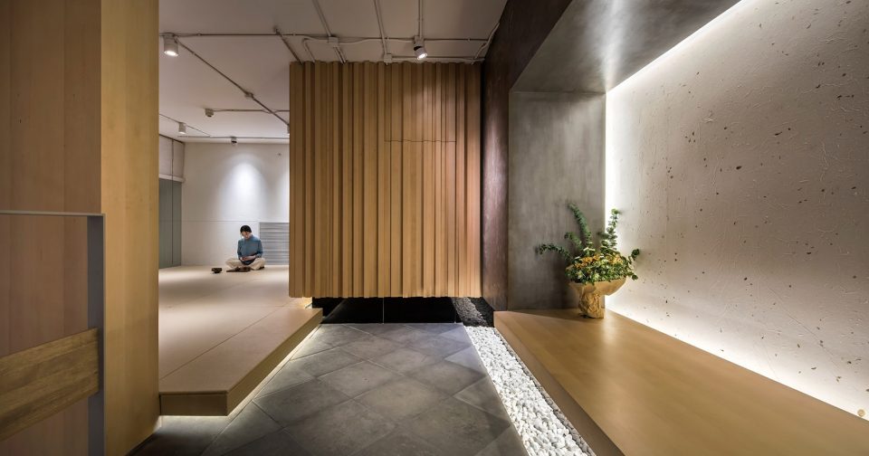 Qing Huan Noodle Soup Restaurant by Inkmason International Architectural Design Co. Ltd.
