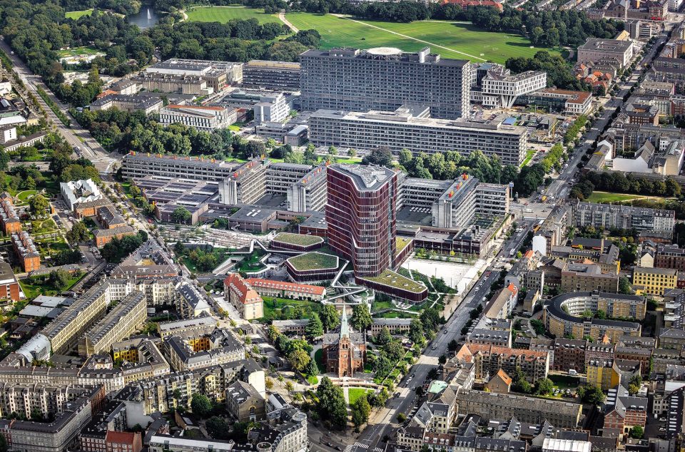 maersk tower extension of the panum complex at the university of copenhagen by c f moller architects