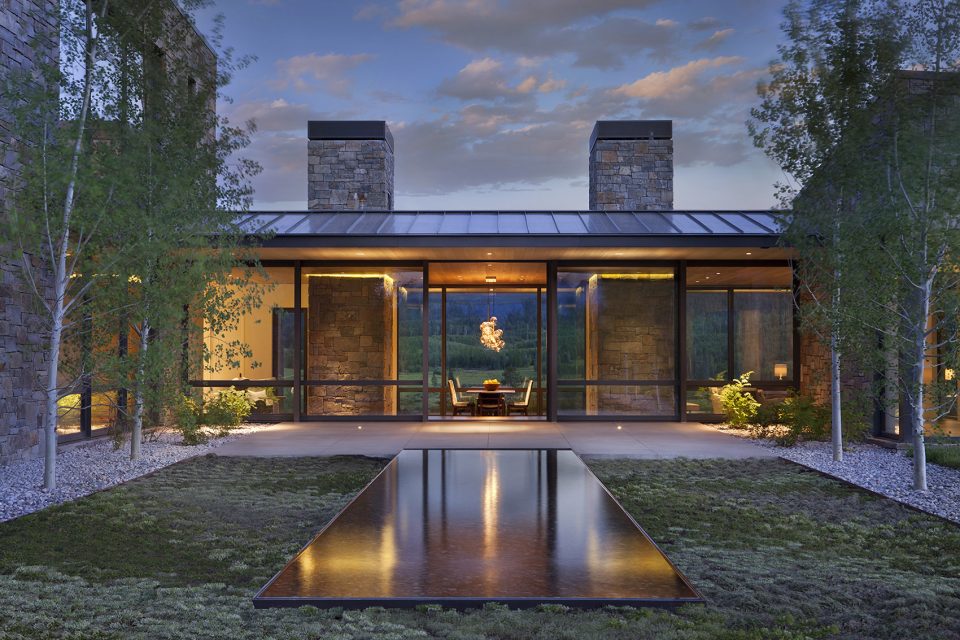 Crescent H Residence by Carney Logan Burke Architects