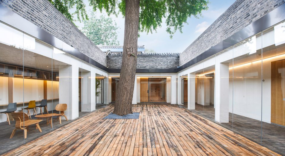 Xiezuo Hutong Capsule Hotel in Beijing by B.L.U.E. Architecture Studio
