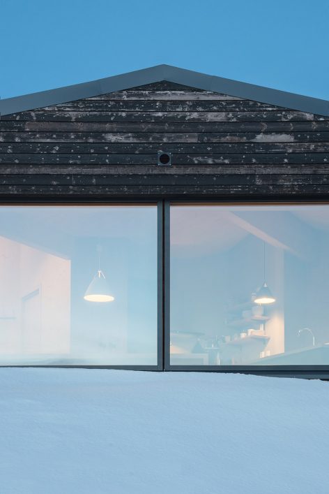 Cabin Sjusjøen by Aslak Haanshuus Arkitekter AS