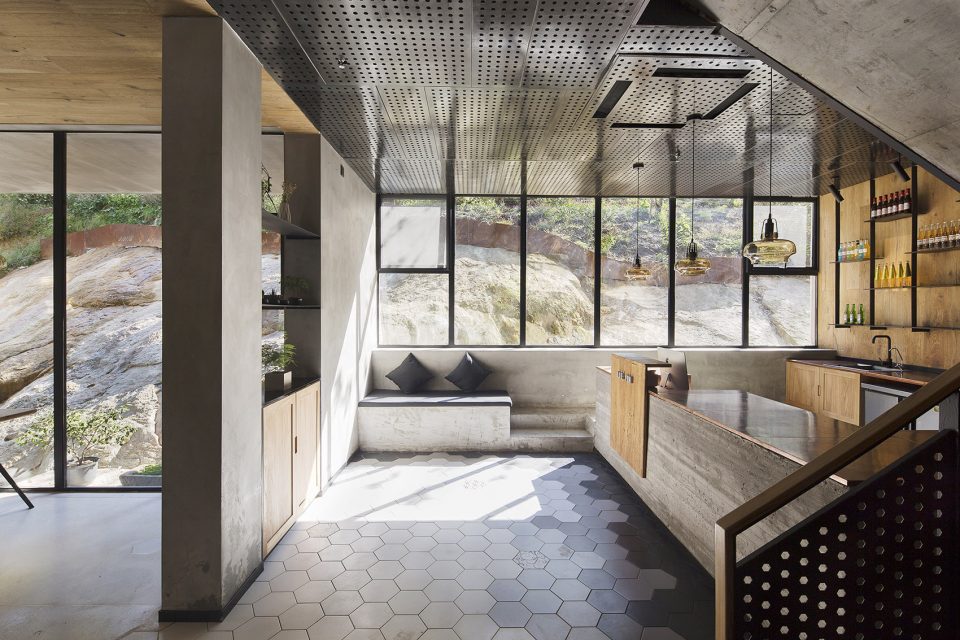 Mogan Mountain DIEYUN Resort Hotel by ZW architecture design studio