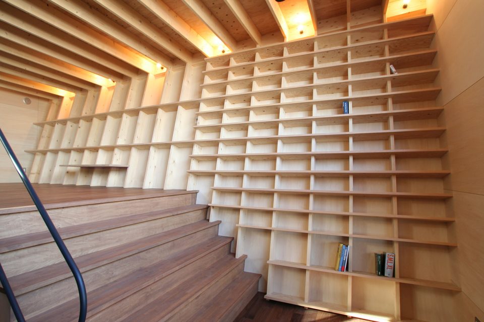 Book Shelf House by Shinsuke Fujii ARCHITECTS