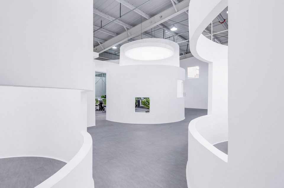 Dream Garden China by Mur Mur Lab