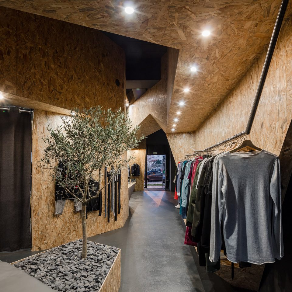 Gentleman Store by 3r Ernesto Pereira